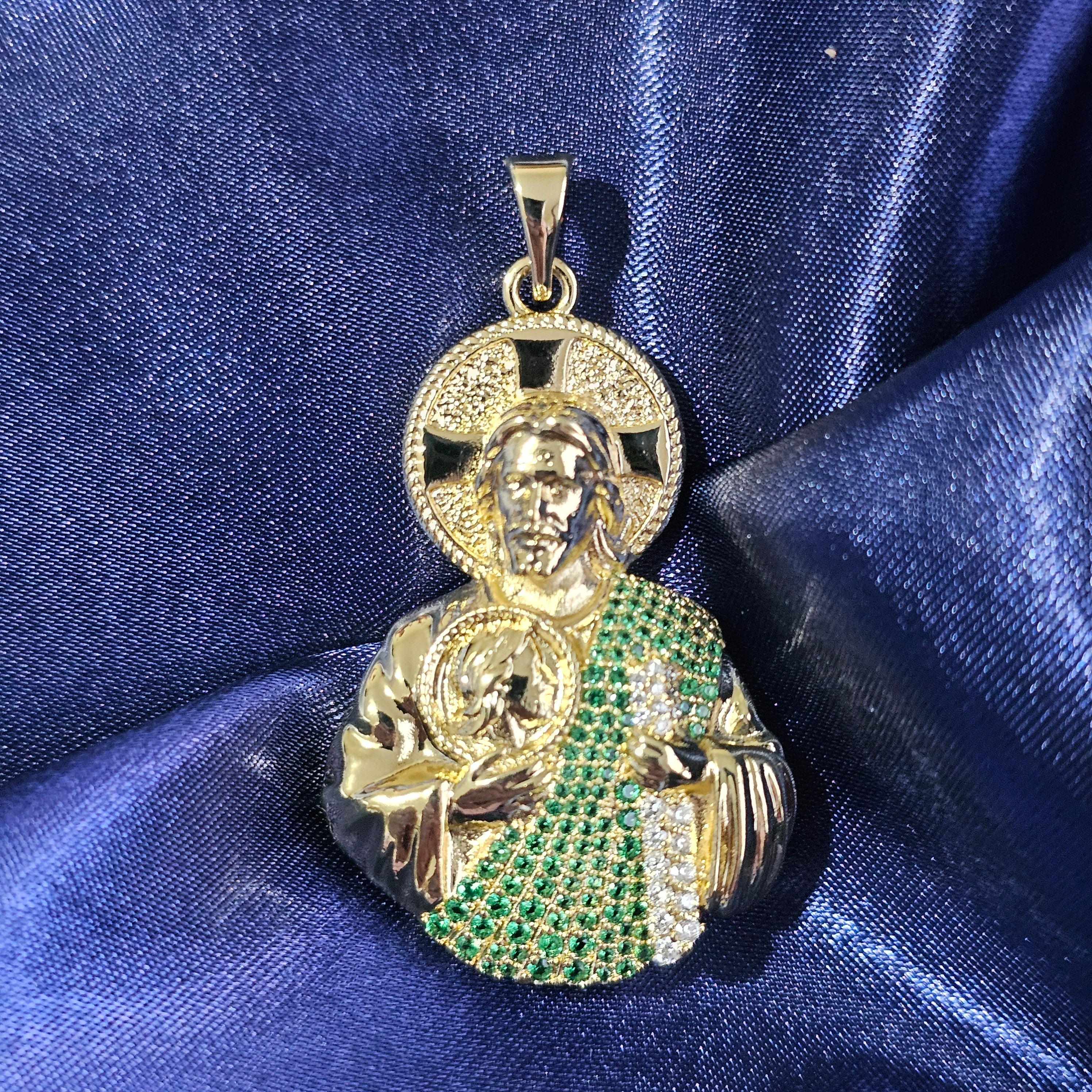 San judas túnica verde